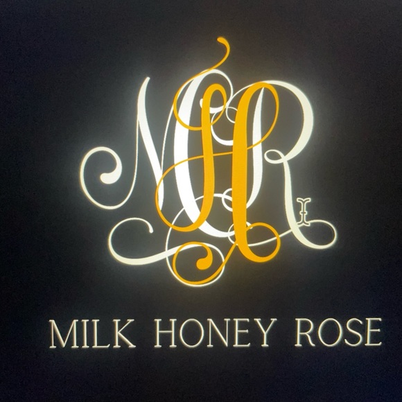 milkhoneyrose